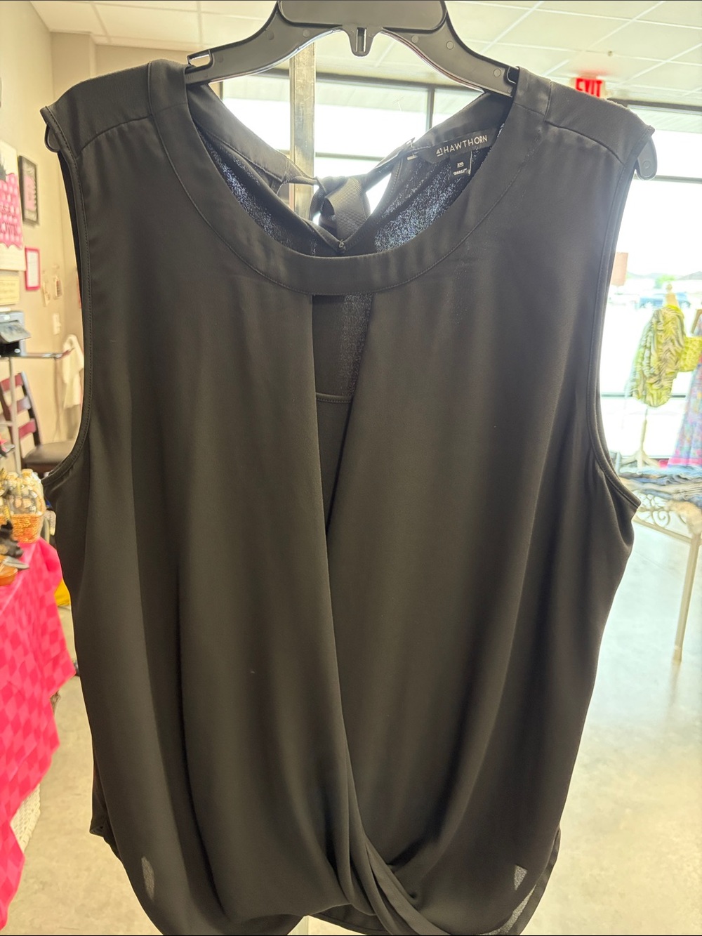 41 Hawthorn Black Sleeveless Twist-Front Blouse